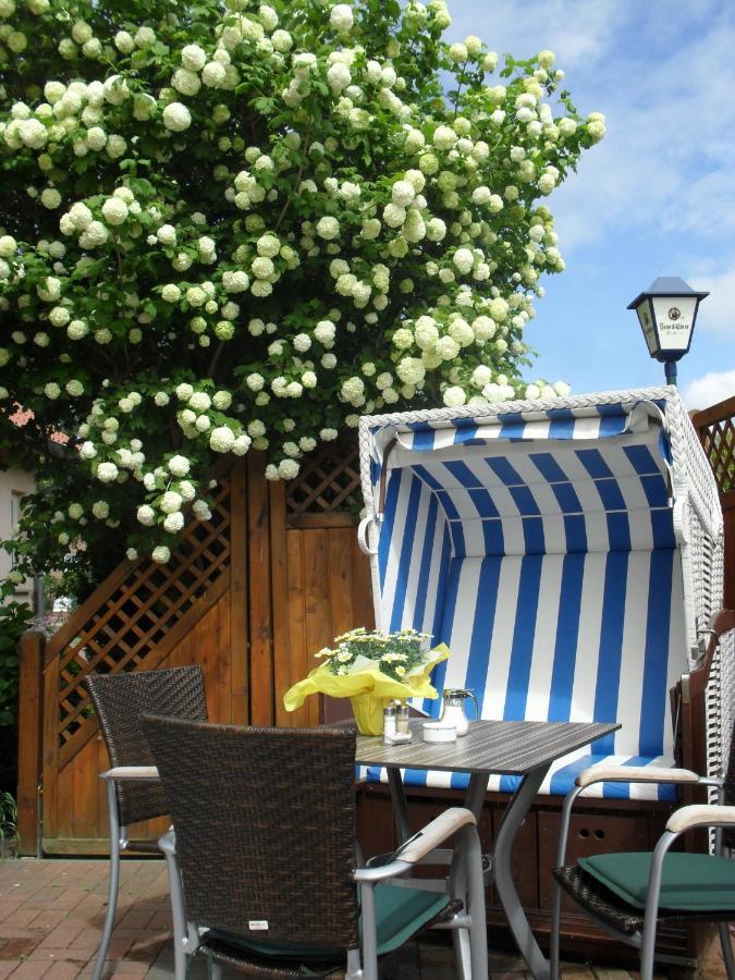 Hotel-Pension Zur Mole Wiek auf Rügen المظهر الخارجي الصورة